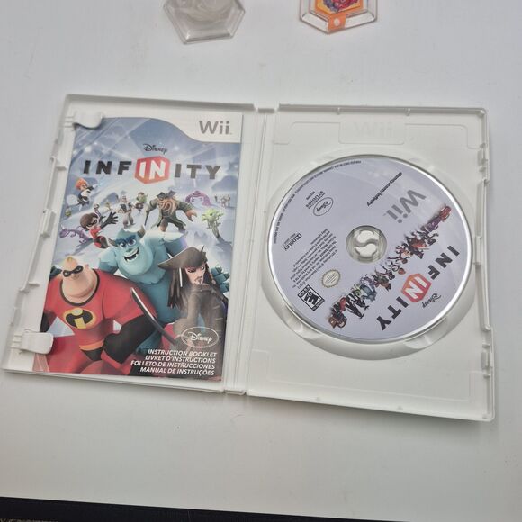 Disney Infinity - Nintendo Wii - 2 Characters - 1 Power Disc - Crystal - Portal - Picture 2 of 8